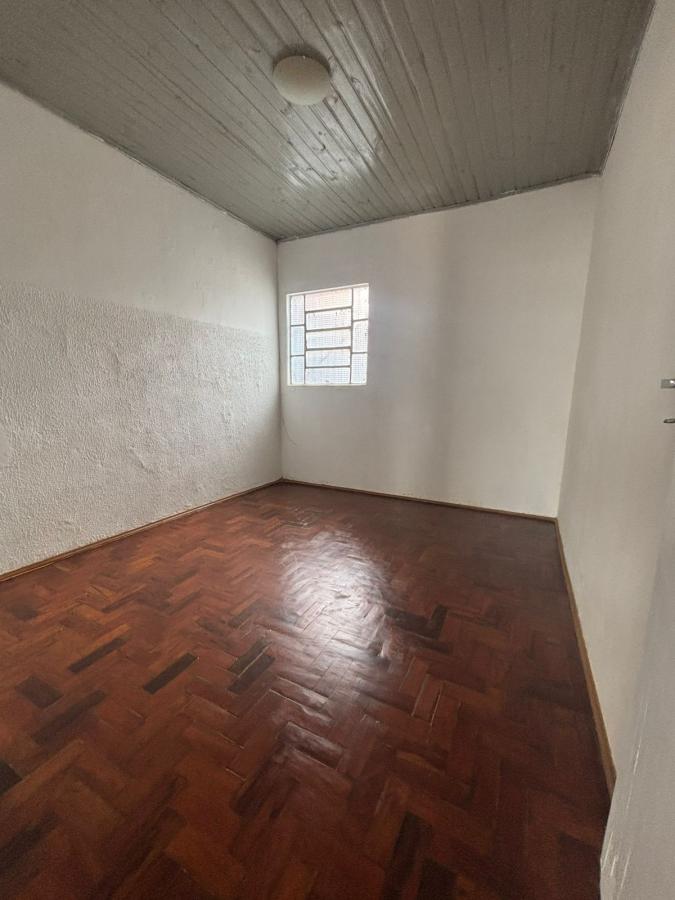 Casa à venda com 3 quartos, 220m² - Foto 11