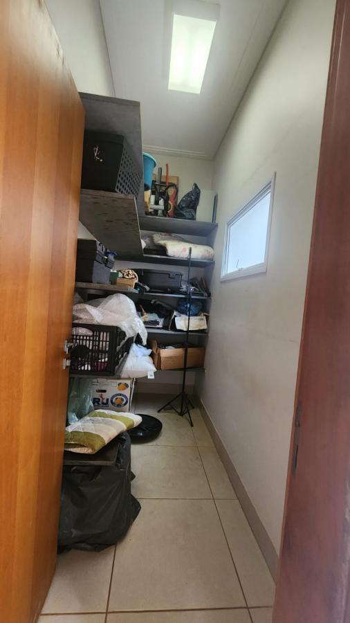 Casa de Condomínio à venda com 3 quartos, 325m² - Foto 11