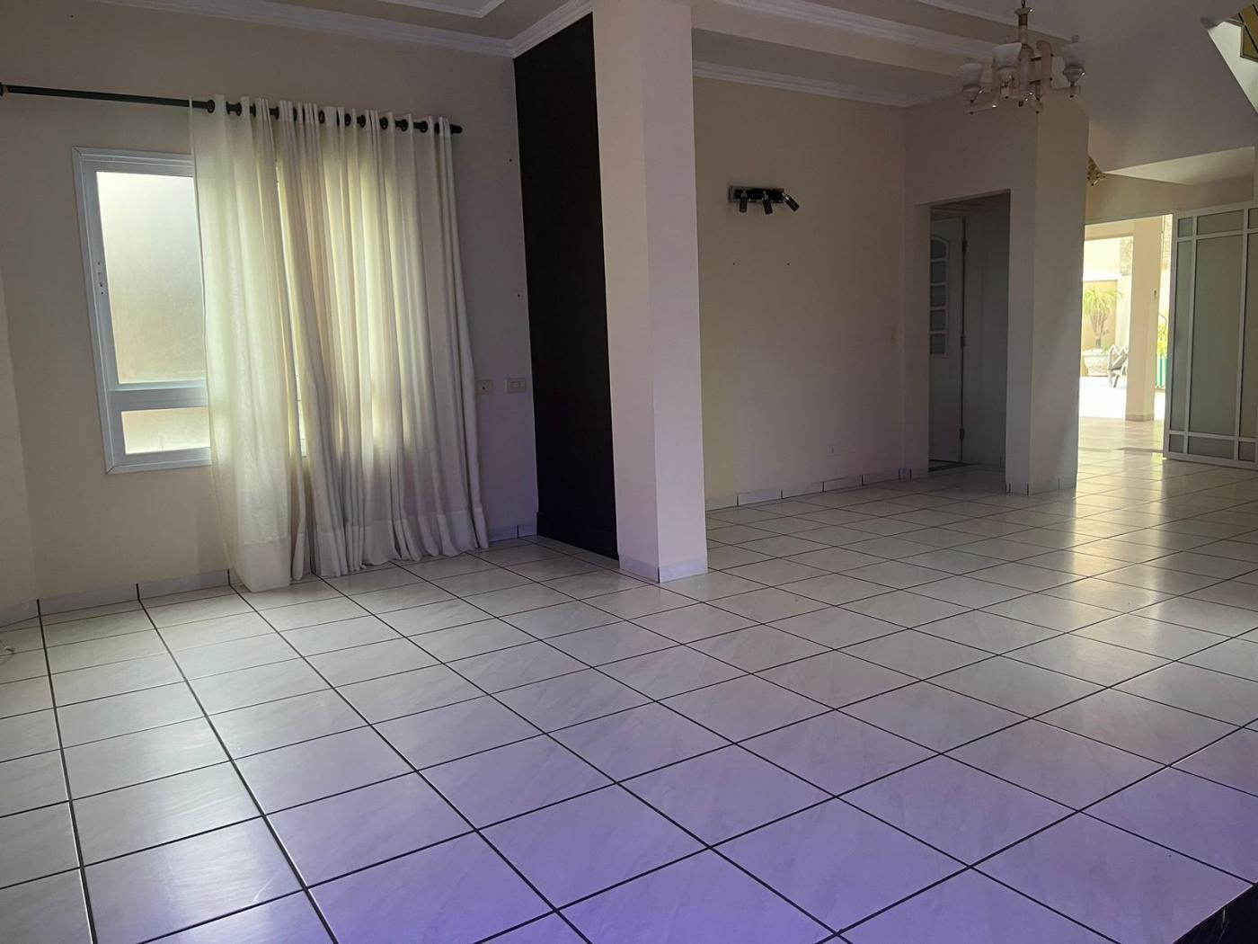 Casa de Condomínio para alugar com 3 quartos, 360m² - Foto 15