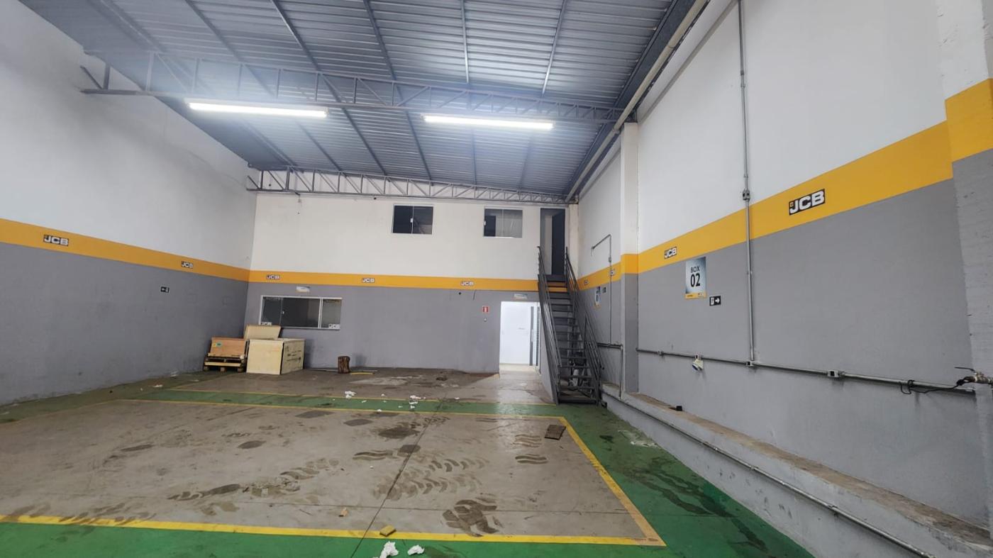 Prédio Inteiro para alugar, 420m² - Foto 2