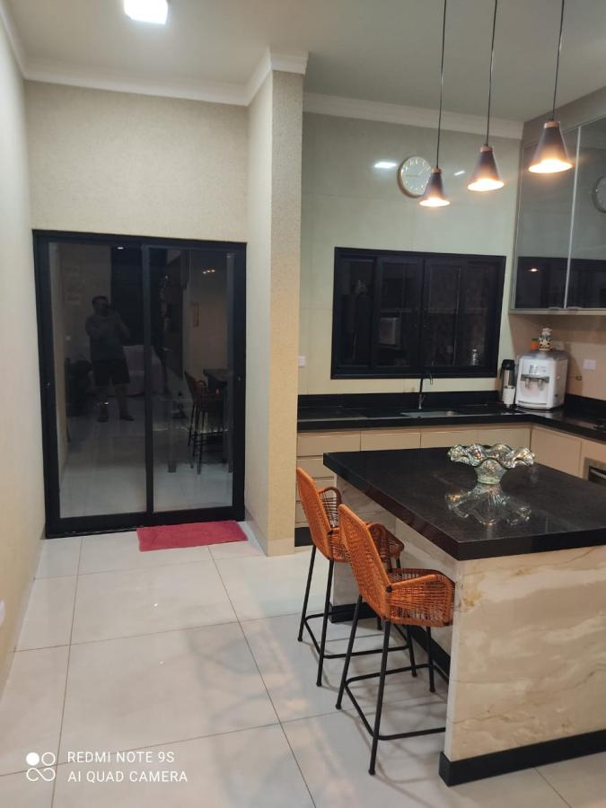 Casa de Condomínio à venda com 3 quartos, 240m² - Foto 11