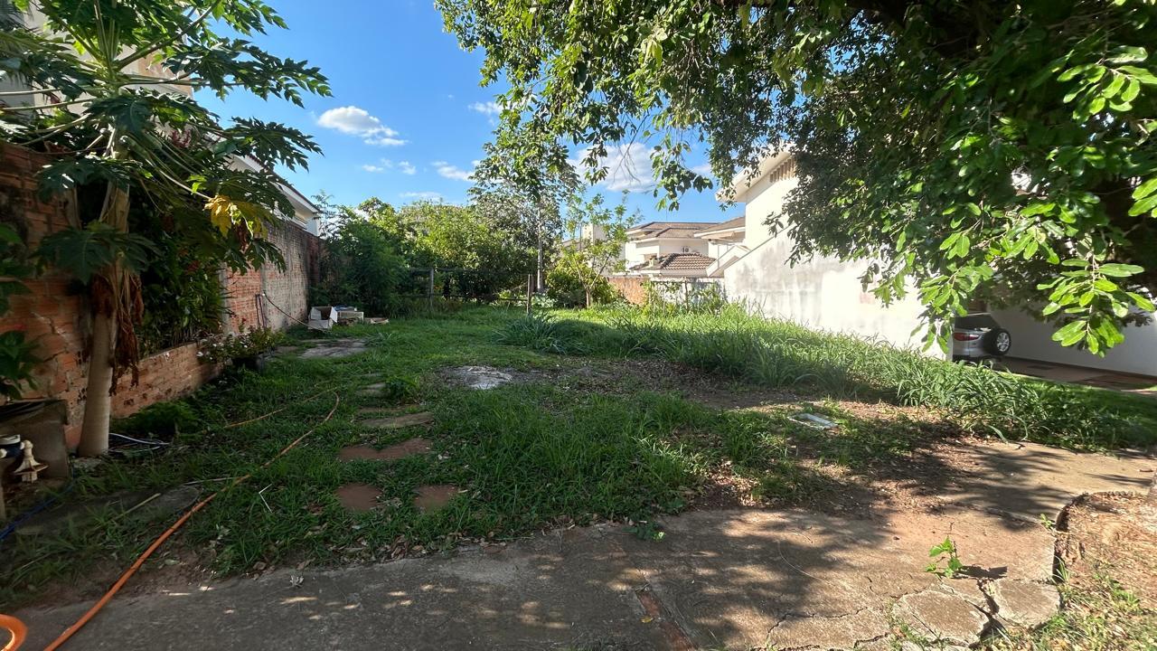 Terreno à venda, 360m² - Foto 1