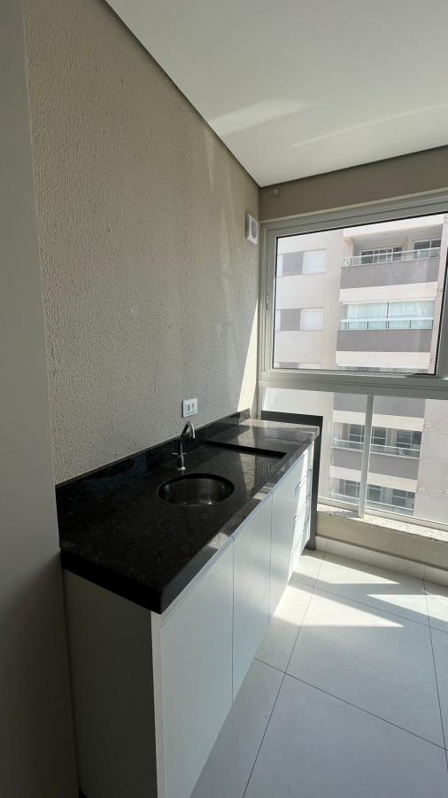 Apartamento para alugar com 2 quartos, 61m² - Foto 12