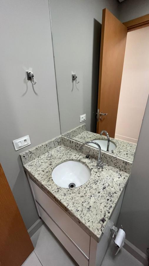 Apartamento para alugar com 2 quartos, 61m² - Foto 9