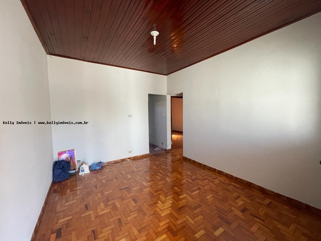 Casa para alugar com 4 quartos, 172m² - Foto 18