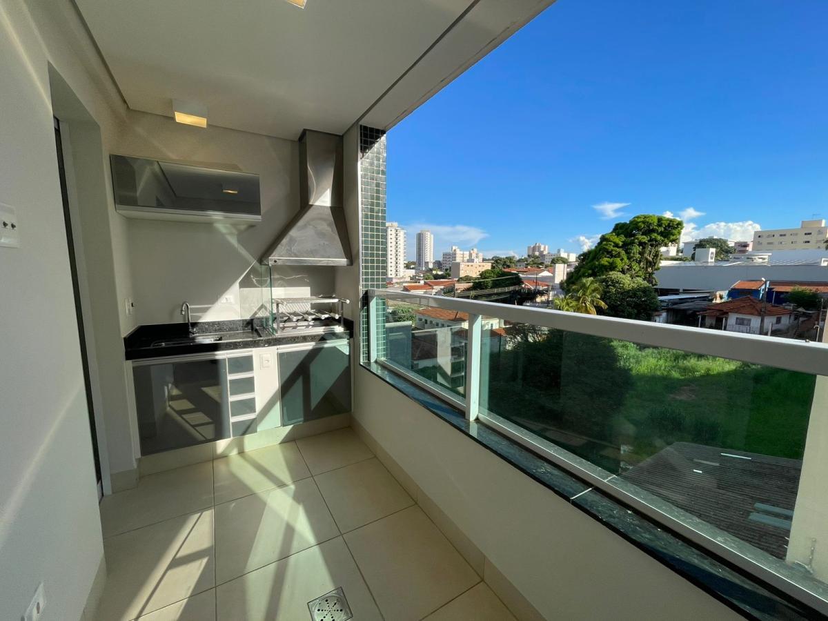 Apartamento para alugar com 3 quartos, 98m² - Foto 5