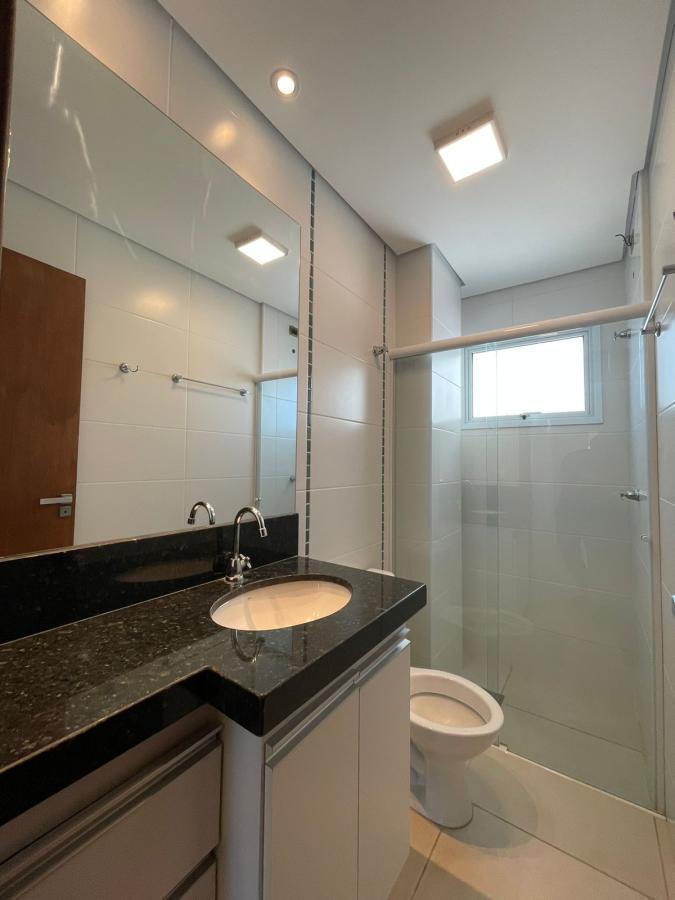 Apartamento para alugar com 3 quartos, 98m² - Foto 7