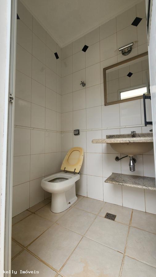 Casa de Condomínio para alugar com 5 quartos, 500m² - Foto 46