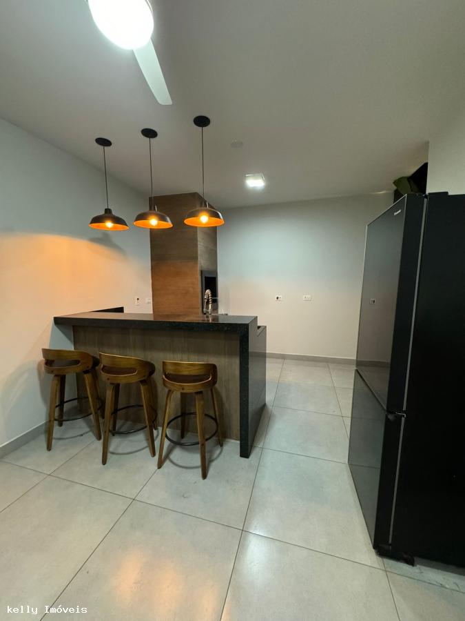 Casa à venda com 3 quartos, 242m² - Foto 7