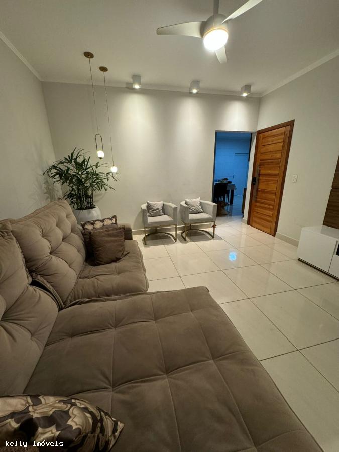 Casa à venda com 3 quartos, 242m² - Foto 6