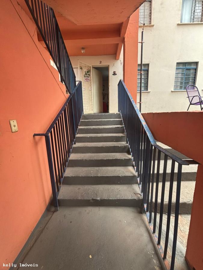 Apartamento à venda com 2 quartos, 57m² - Foto 1