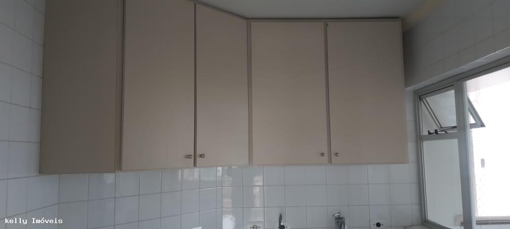 Apartamento à venda com 3 quartos, 133m² - Foto 3