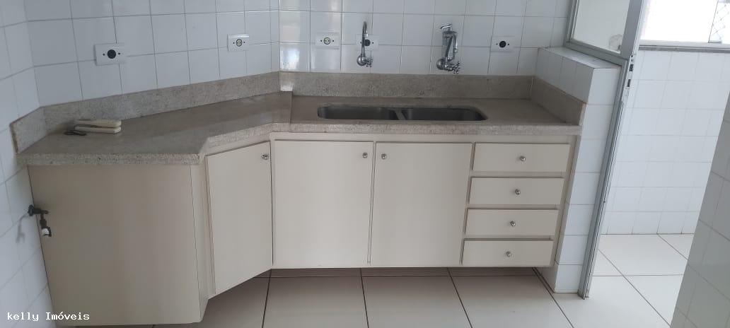 Apartamento à venda com 3 quartos, 133m² - Foto 17