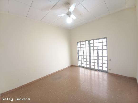 Prédio Inteiro à venda, 180m² - Foto 2